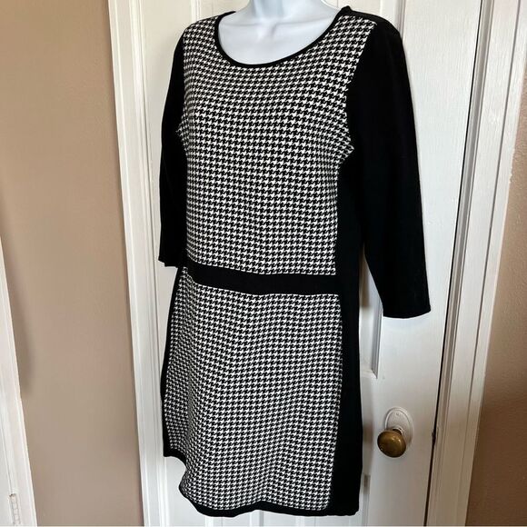 Lauren Ralph Lauren Women's Black Knit Houndstooth 3/4 Sleeves Sweater Dress (L) - Picture 8 of 8